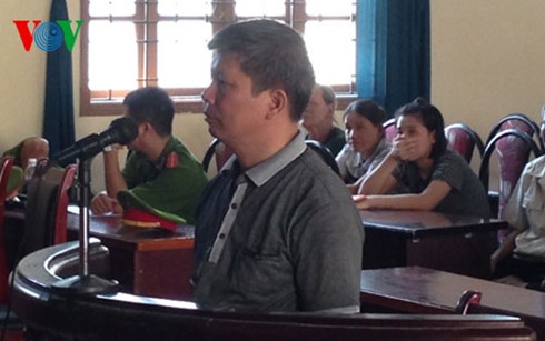 Cựu phó ban quản lý chợ Phố Hiến bị tuyên phạt 7 năm tù